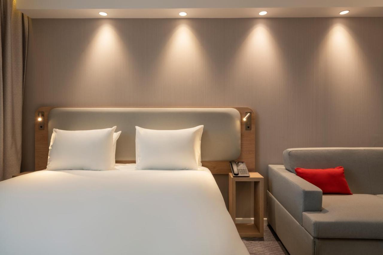Holiday Inn Express - Marne-La-Vallee Val D'Europe By Ihg Bailly-Romainvilliers Bagian luar foto