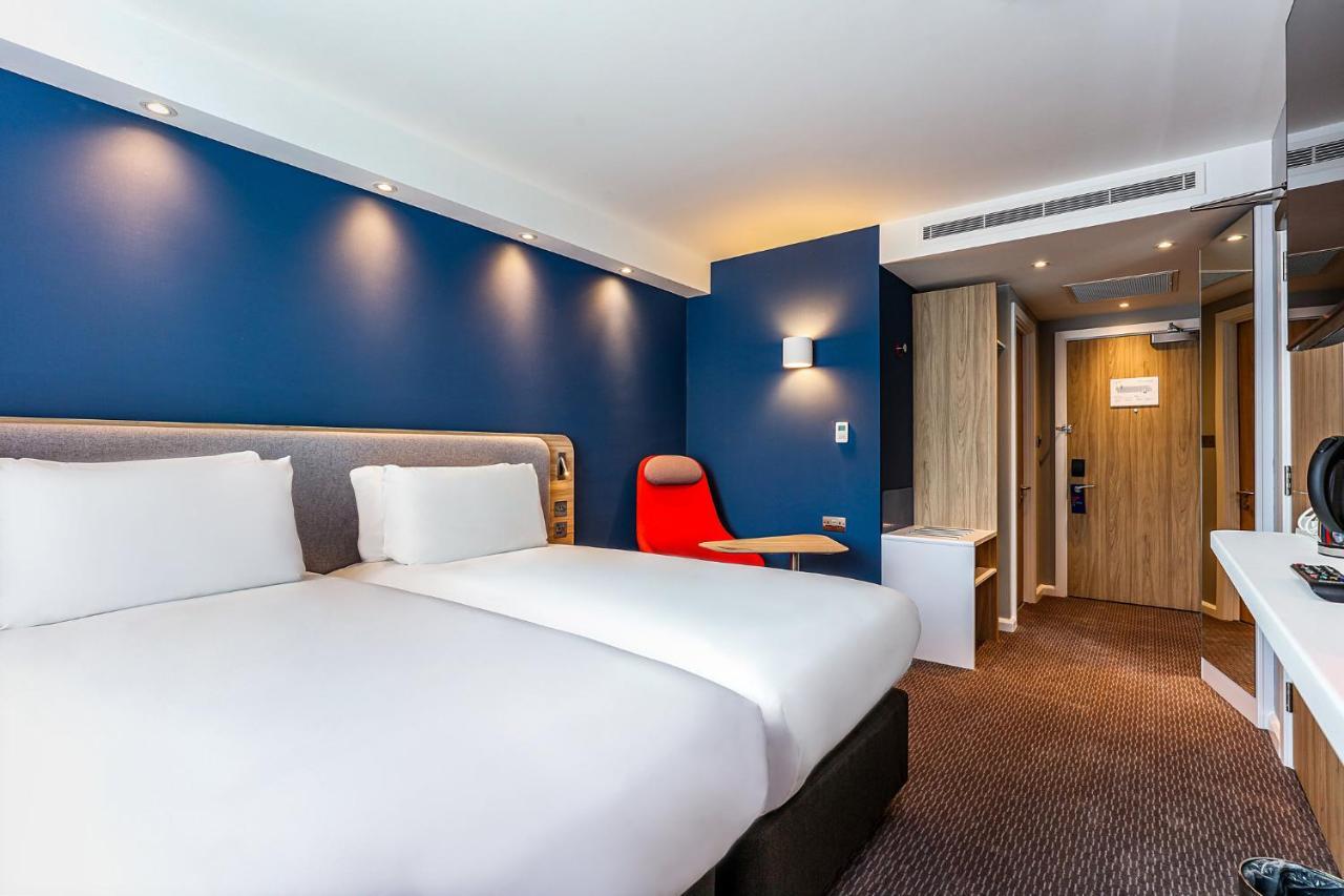 Holiday Inn Express - Marne-La-Vallee Val D'Europe By Ihg Bailly-Romainvilliers Bagian luar foto